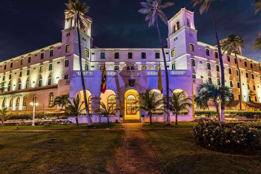 Cartagena en el Hotel Caribe by Faranda Grand 4 – All Inclusive